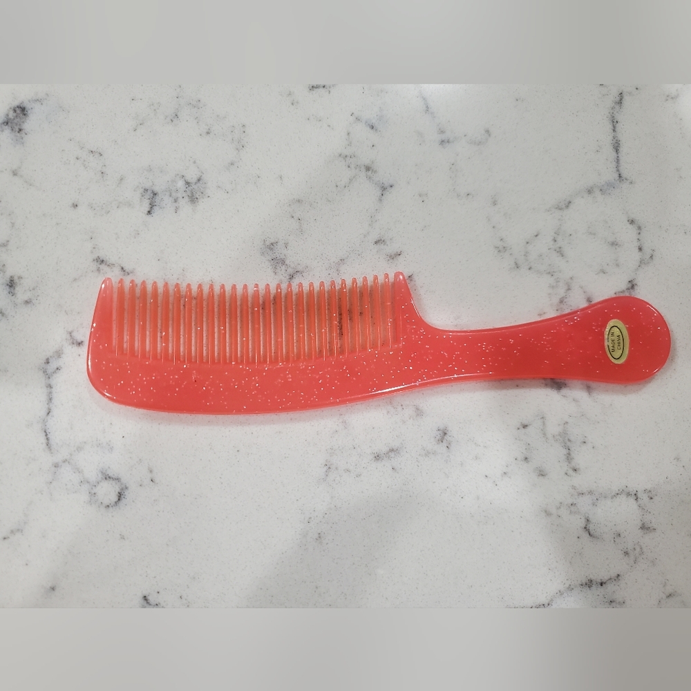 Retro Barbie Comb - Picture 2 of 2